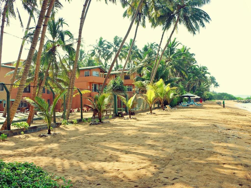 Oyo 246 Roy Villa Beach Hotel Kalutara Eksteriør bilde