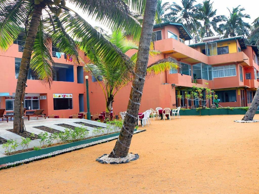 Oyo 246 Roy Villa Beach Hotel Kalutara Eksteriør bilde